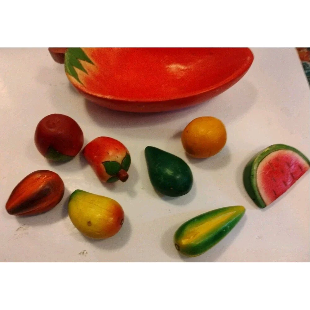 Vintage Mexican Folk Art Balsa Wood Fruit Set 8 Pc Hand Painted Strawberry Bowl